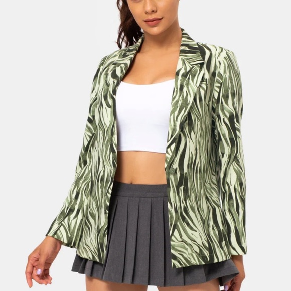 Halara V Neck Watercolor Print Blazer - Picture 1 of 10